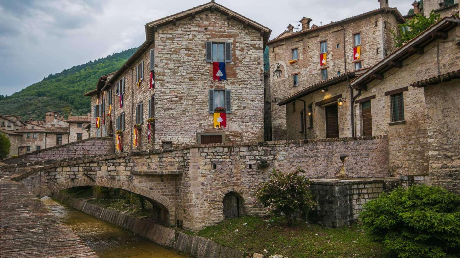 Ferienwohnung Dimora Giada & Gloria Gubbio Exterior foto